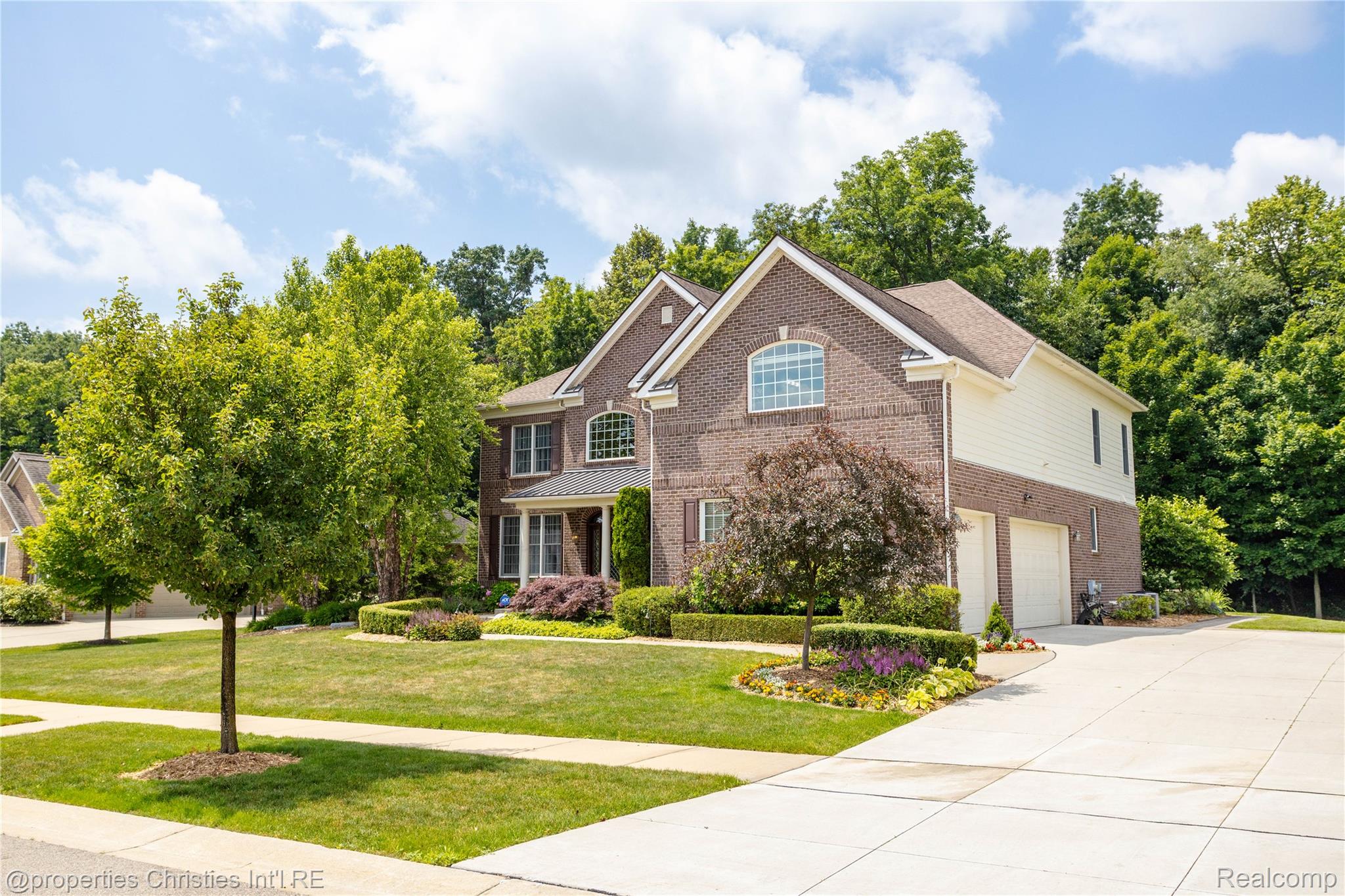 17685 Briar Ridge Lane