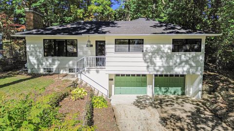 1122 Mixtwood Street Ann Arbor City MI 48103