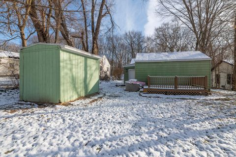 Tiny photo for 209 Wallace Avenue, Kalamazoo City, MI 49048 (MLS # 66026001852)
