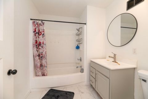 Tiny photo for 209 Wallace Avenue, Kalamazoo City, MI 49048 (MLS # 66026001852)