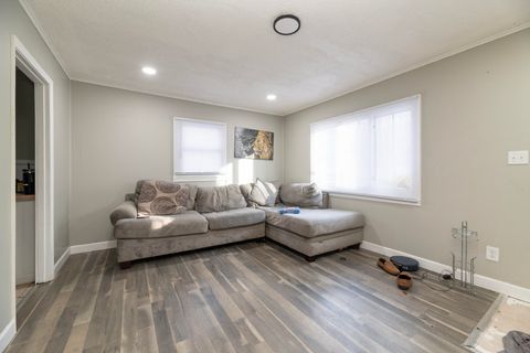 Tiny photo for 209 Wallace Avenue, Kalamazoo City, MI 49048 (MLS # 66026001852)