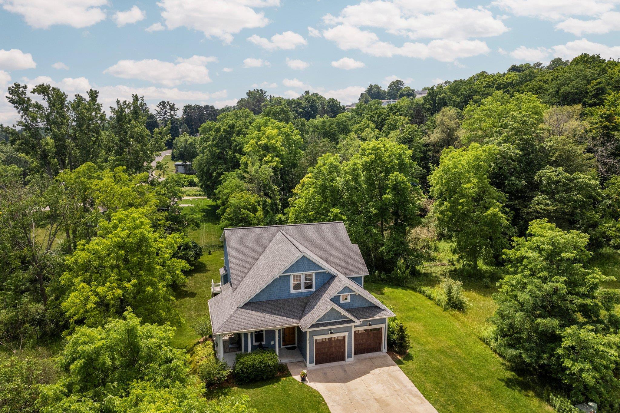 896 Incochee Woods Drive