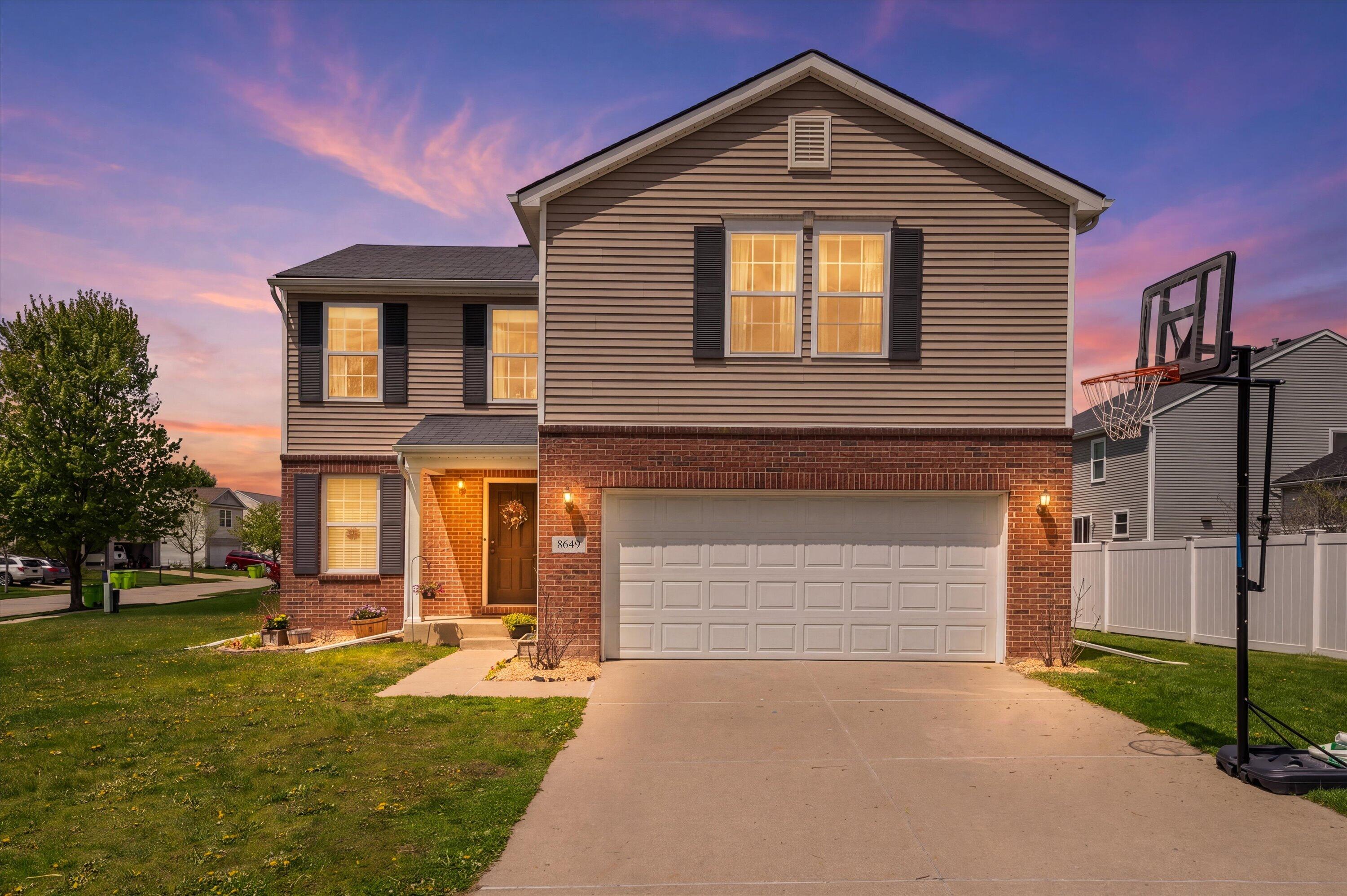 8649 Magnolia Way