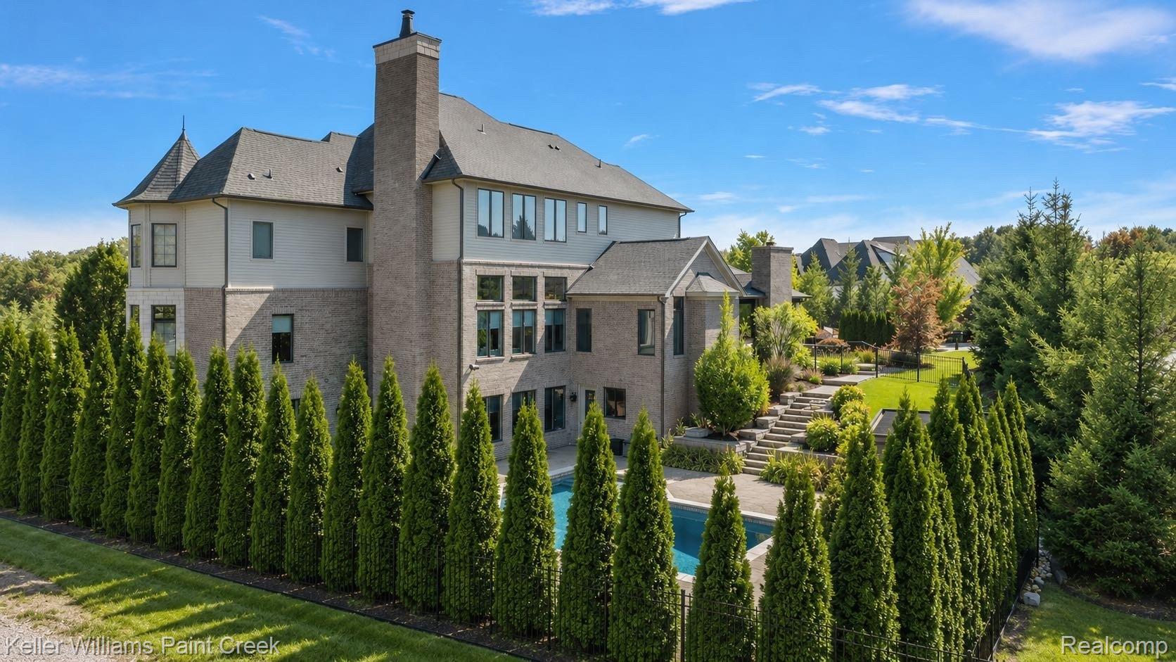 4838 Pinecrest Court