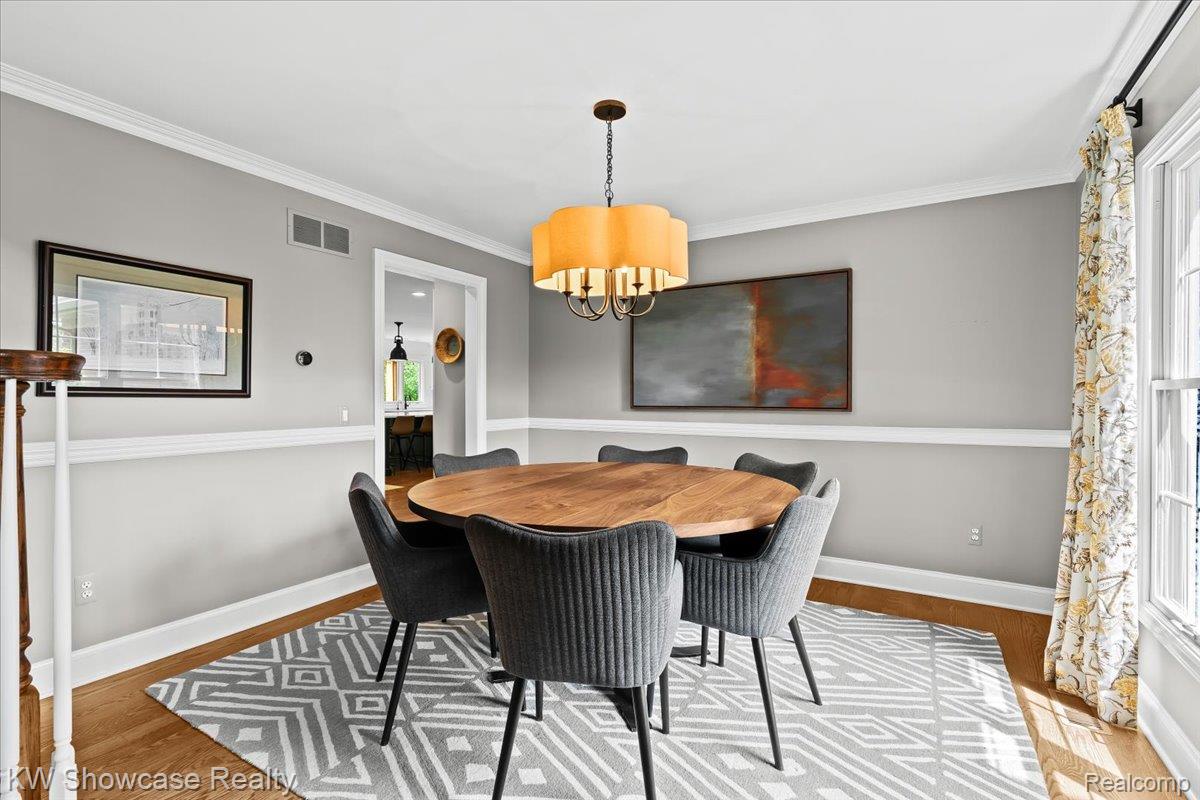 1307 Trillium Court