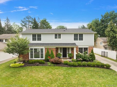 1345 Fairway Drive Birmingham City MI 48009