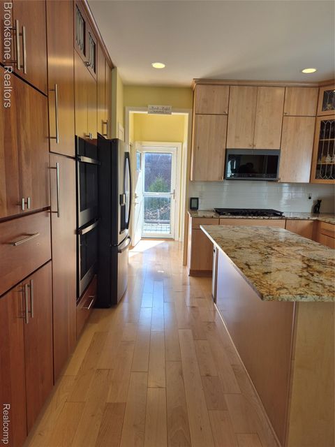 Tiny photo for 3681 High Grove Way, Orion Charter Township, MI 48360 (MLS # 20261016090)