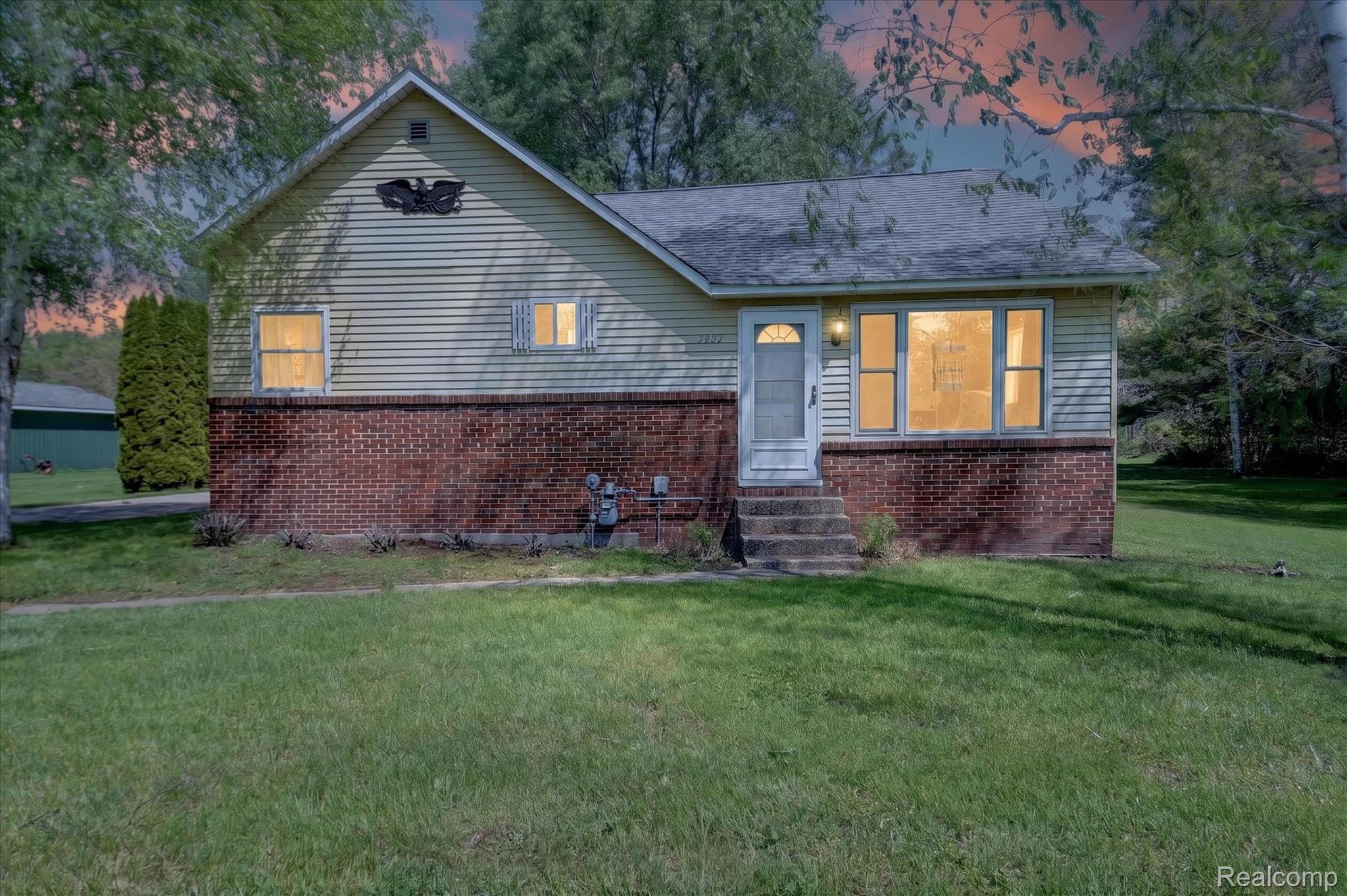 3660 Keewahdin Road