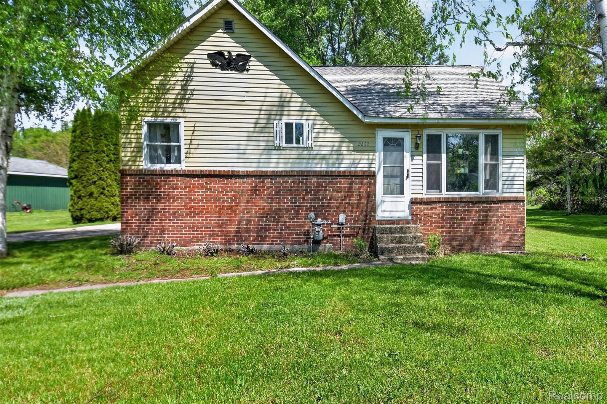 3660 Keewahdin Road