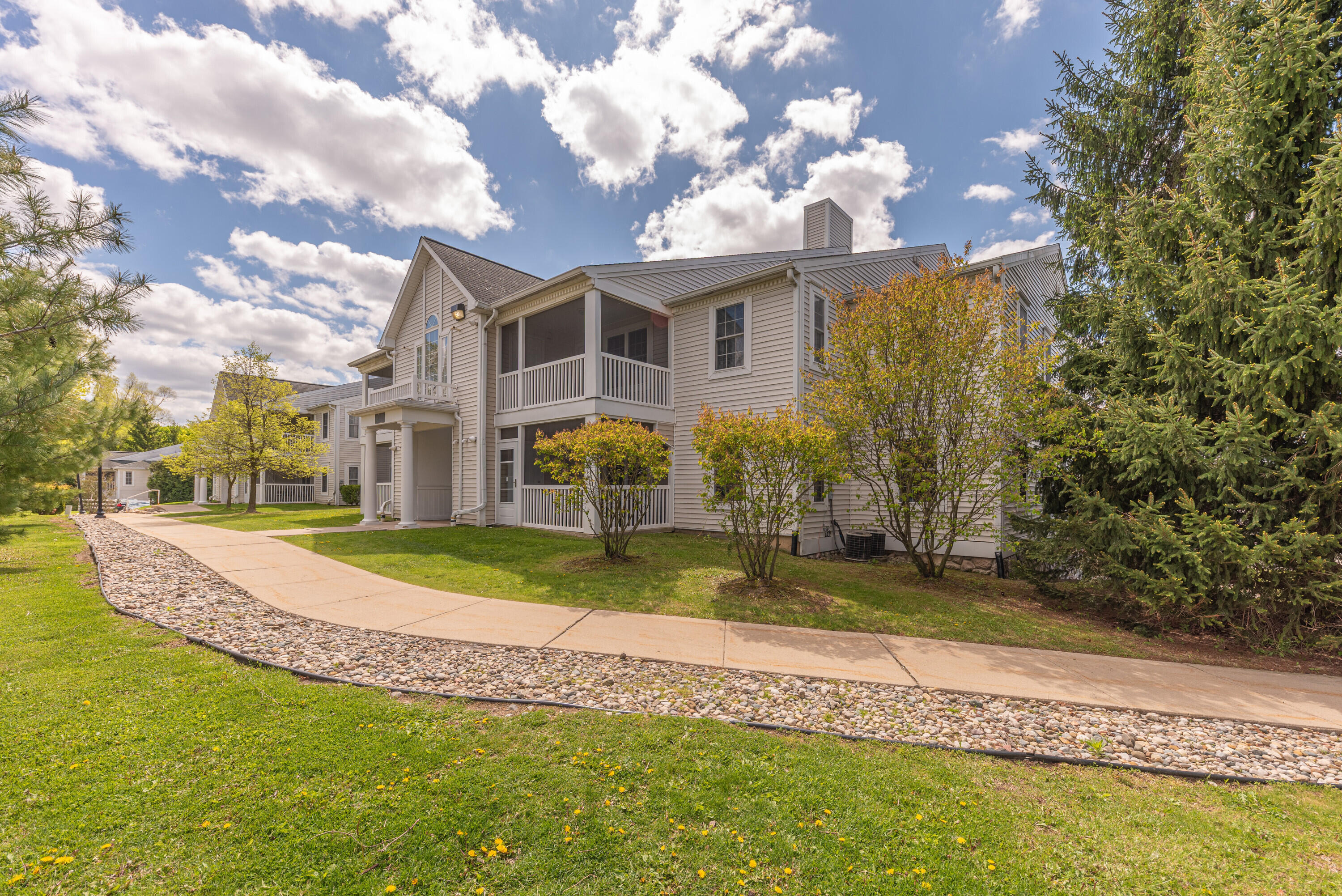 2211 S Main Street