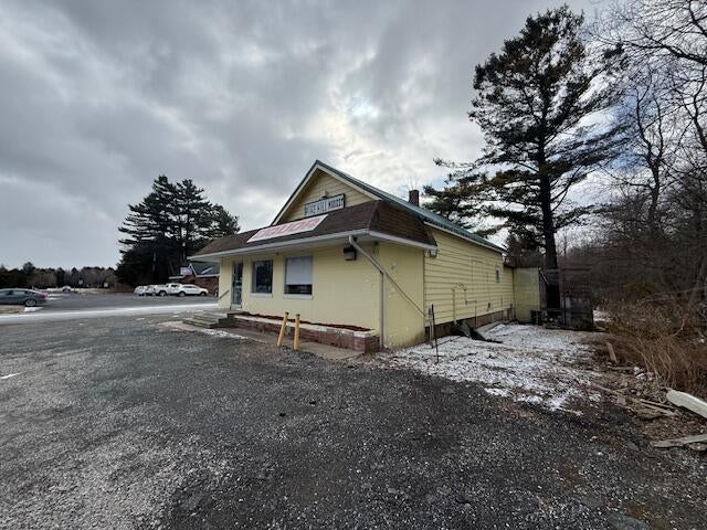 Photo of 2494 S Lakeshore Road, Unknown, MI 48469 (MLS # 81026011041)