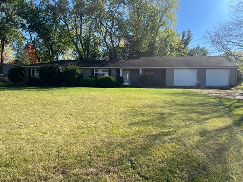 Photo of 131 E Chicago Road, Coldwater City, MI 49036 (MLS # 62025053487)