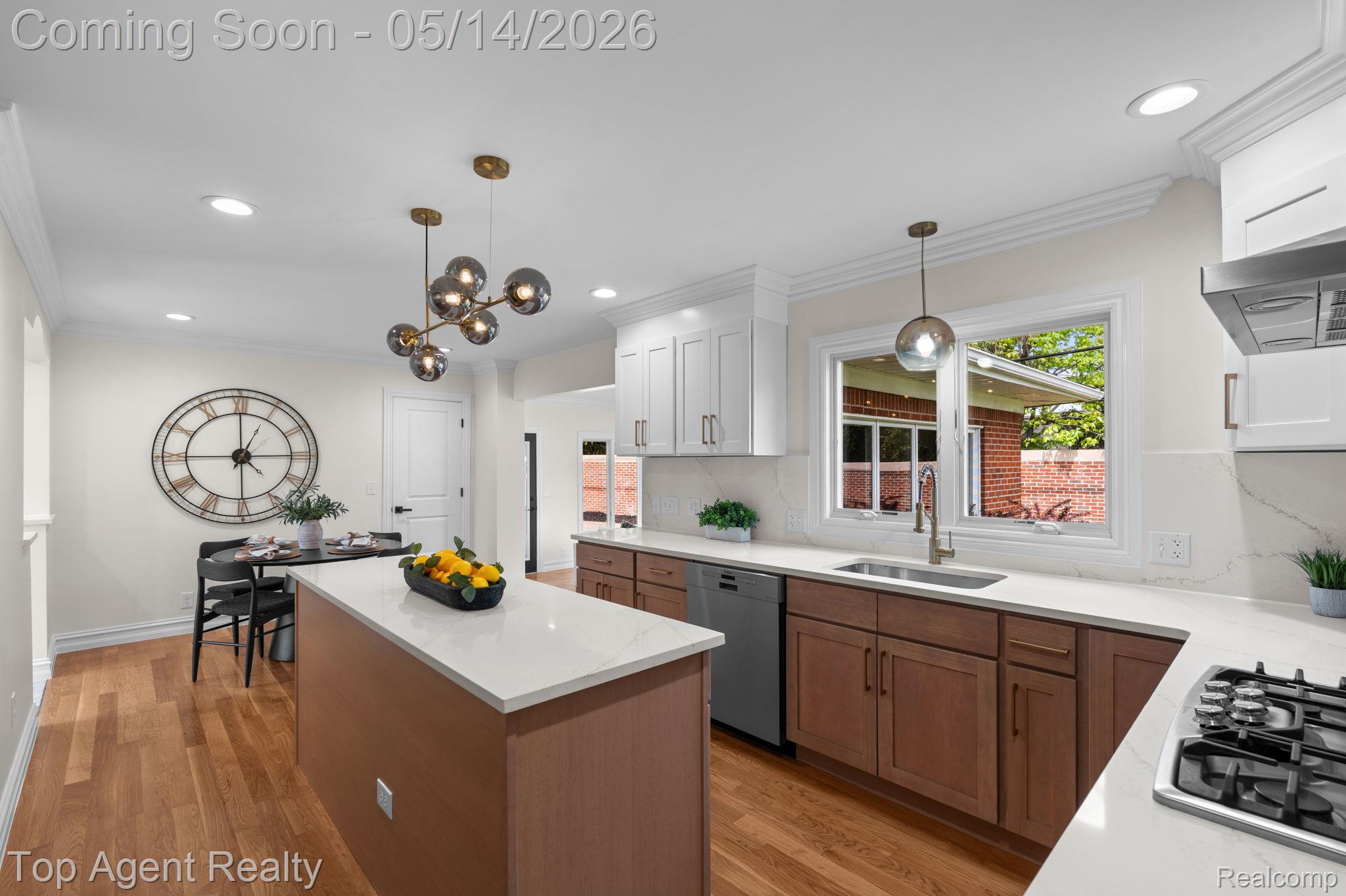 6739 White Pine Court