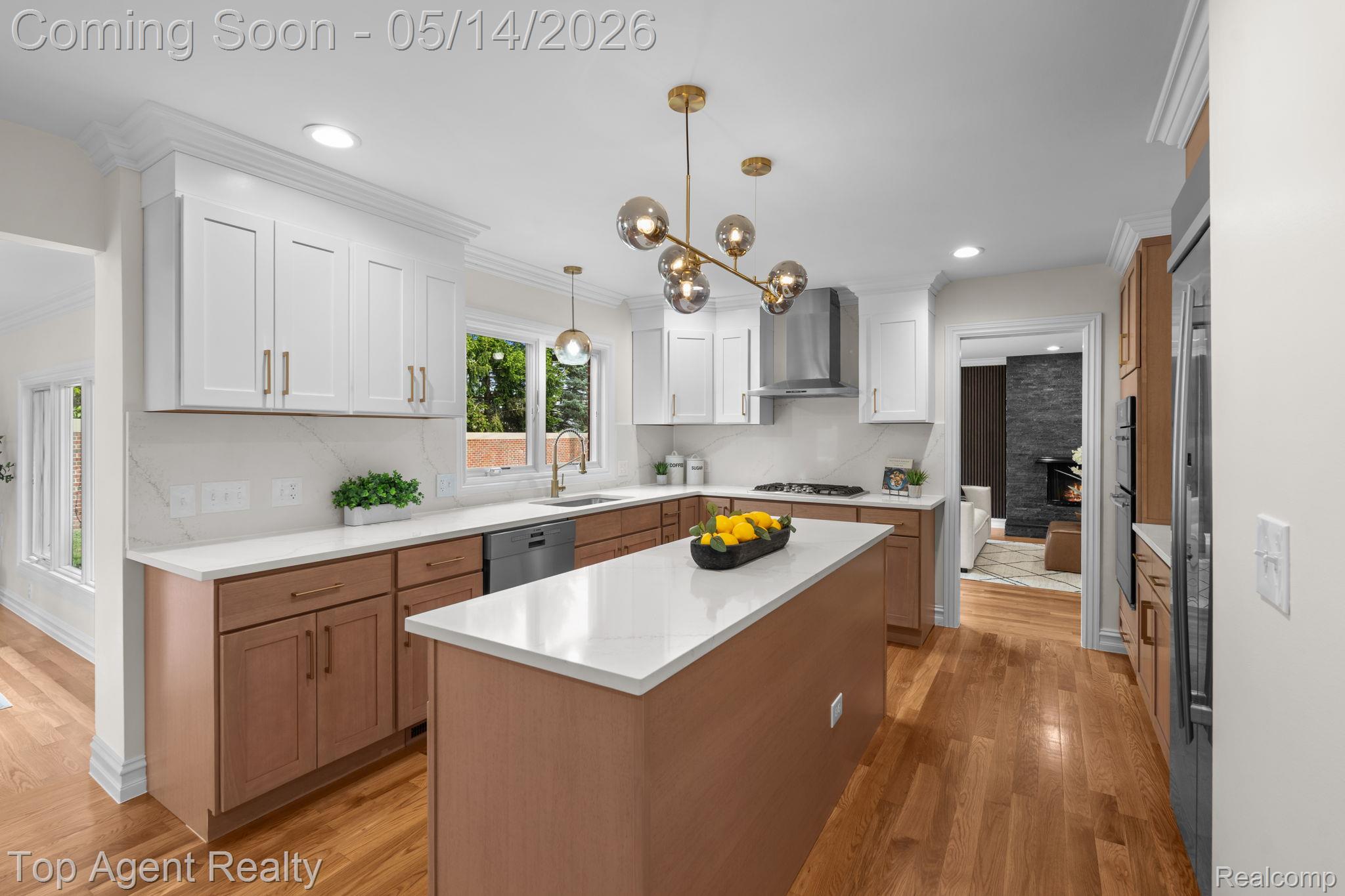 6739 White Pine Court