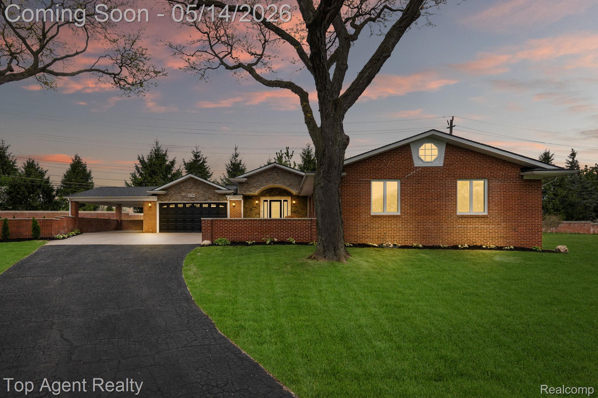 6739 White Pine Court