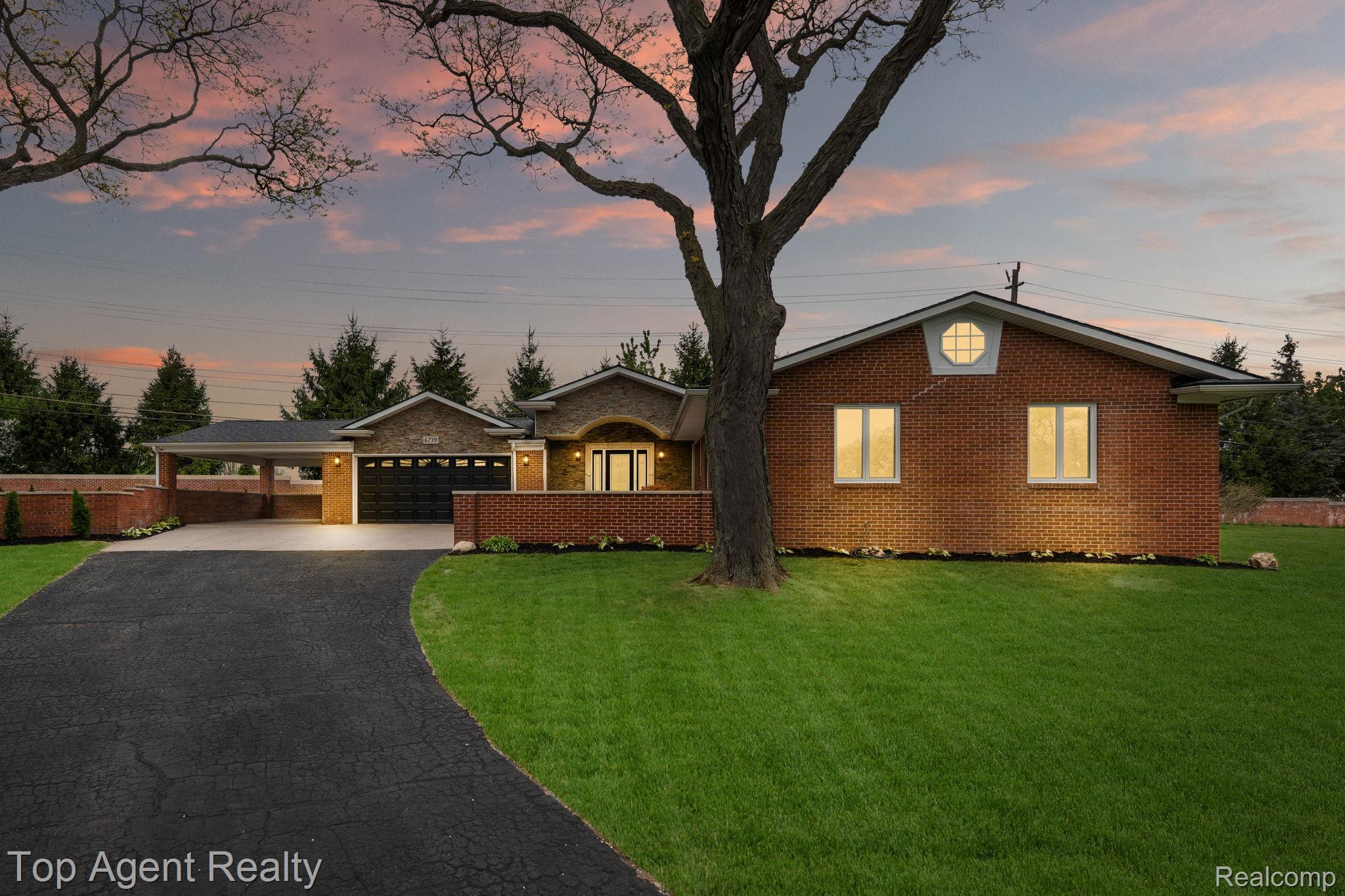 6739 White Pine Court