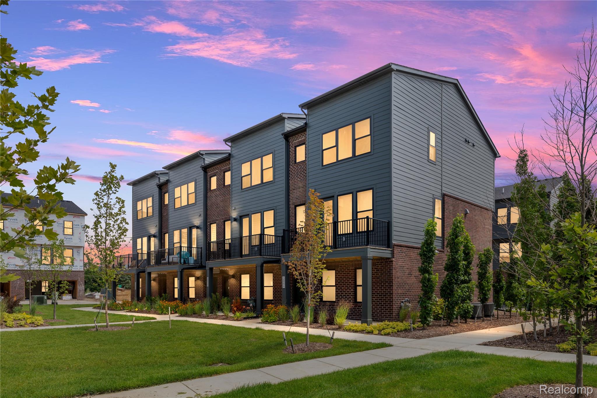 2152 Evergreen Lane 55