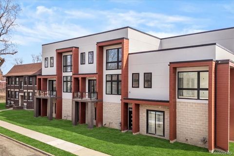 177 Gladstone 3 Detroit City MI 48202