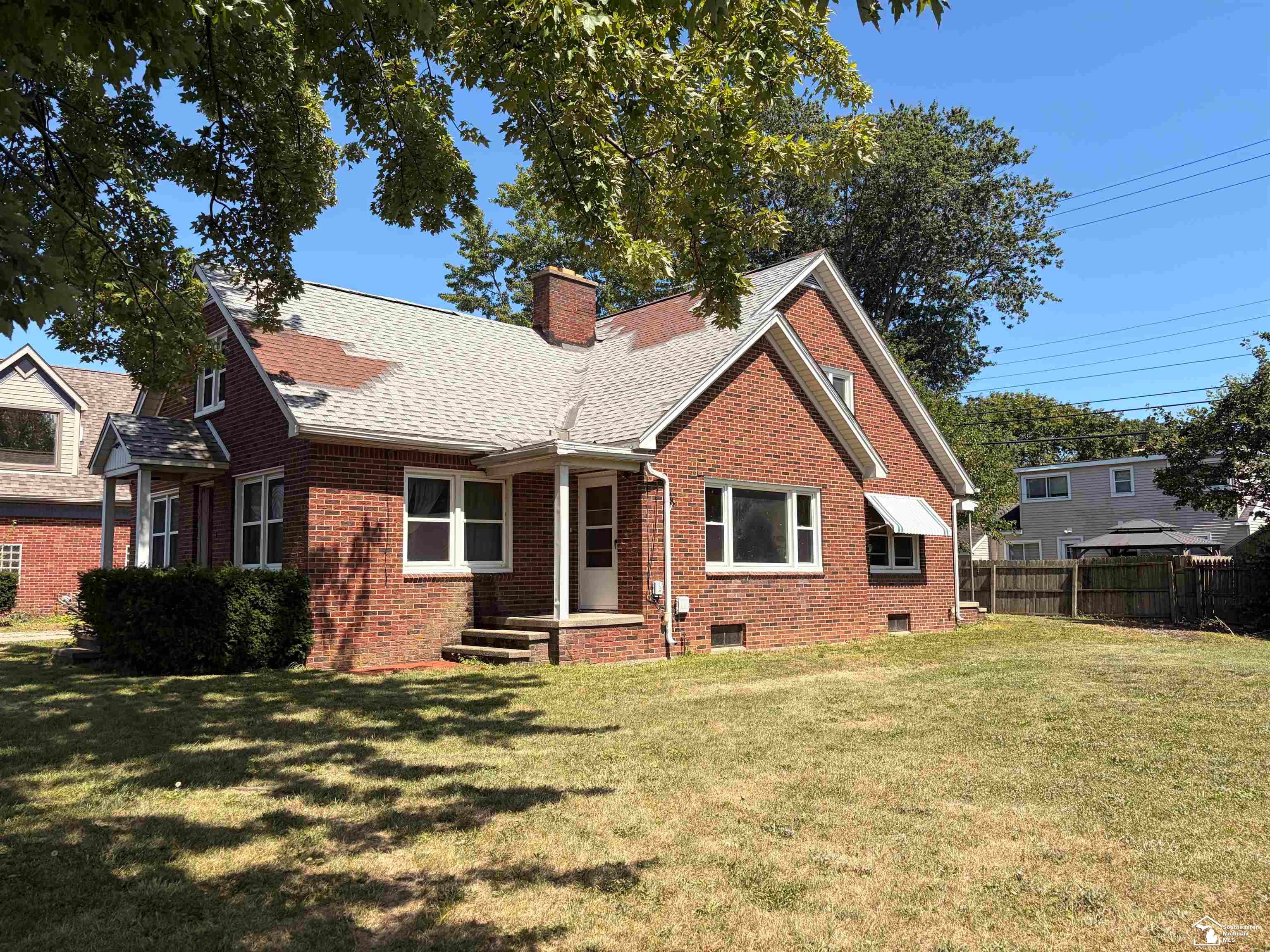 3758 N Dixie Highway
