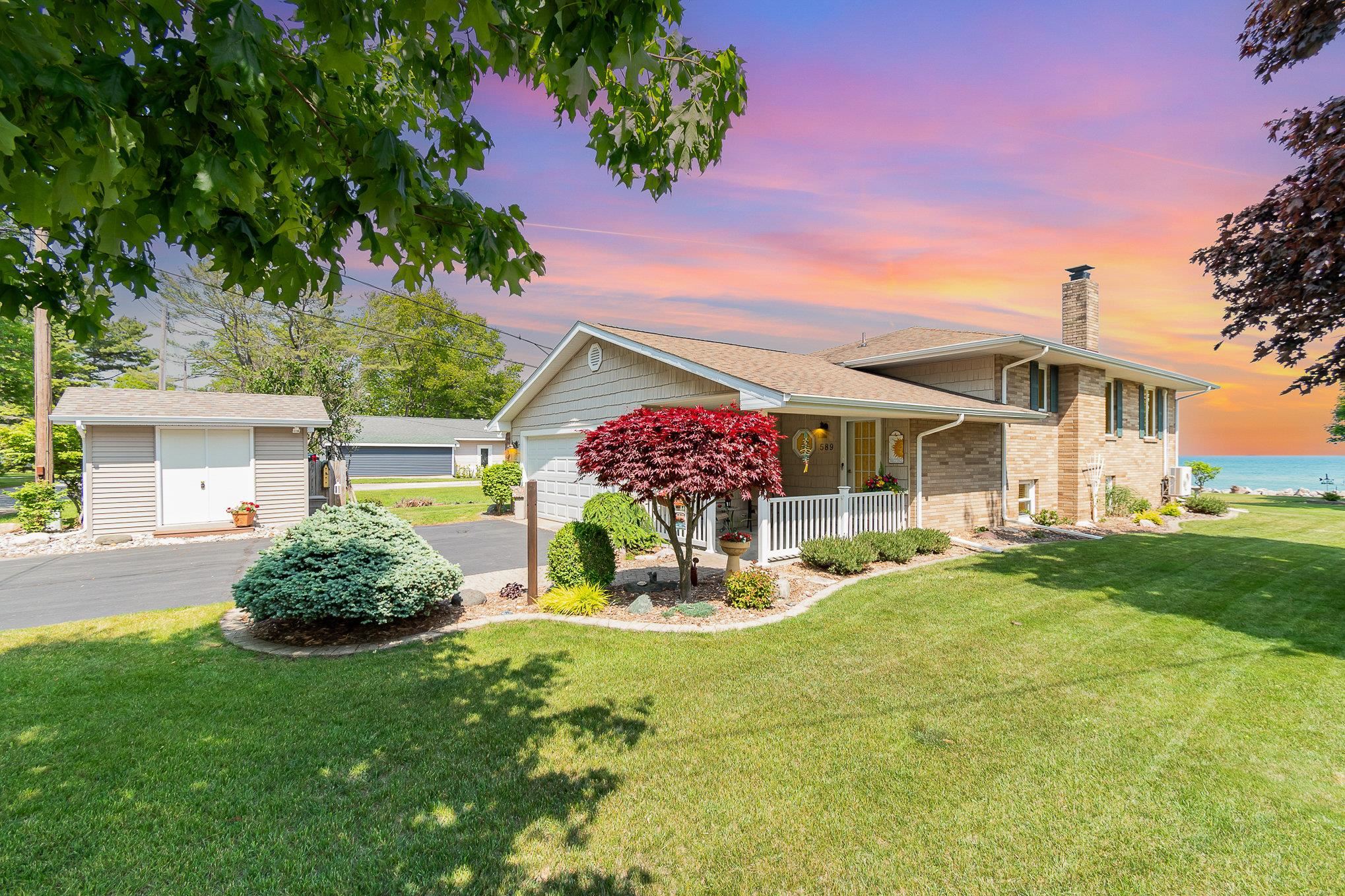 589 Pine Lane
