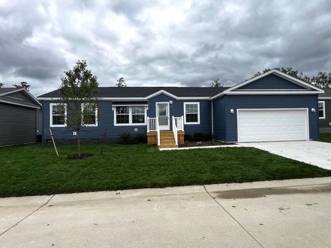 2765 NAPLES Court Lapeer Township MI 48446