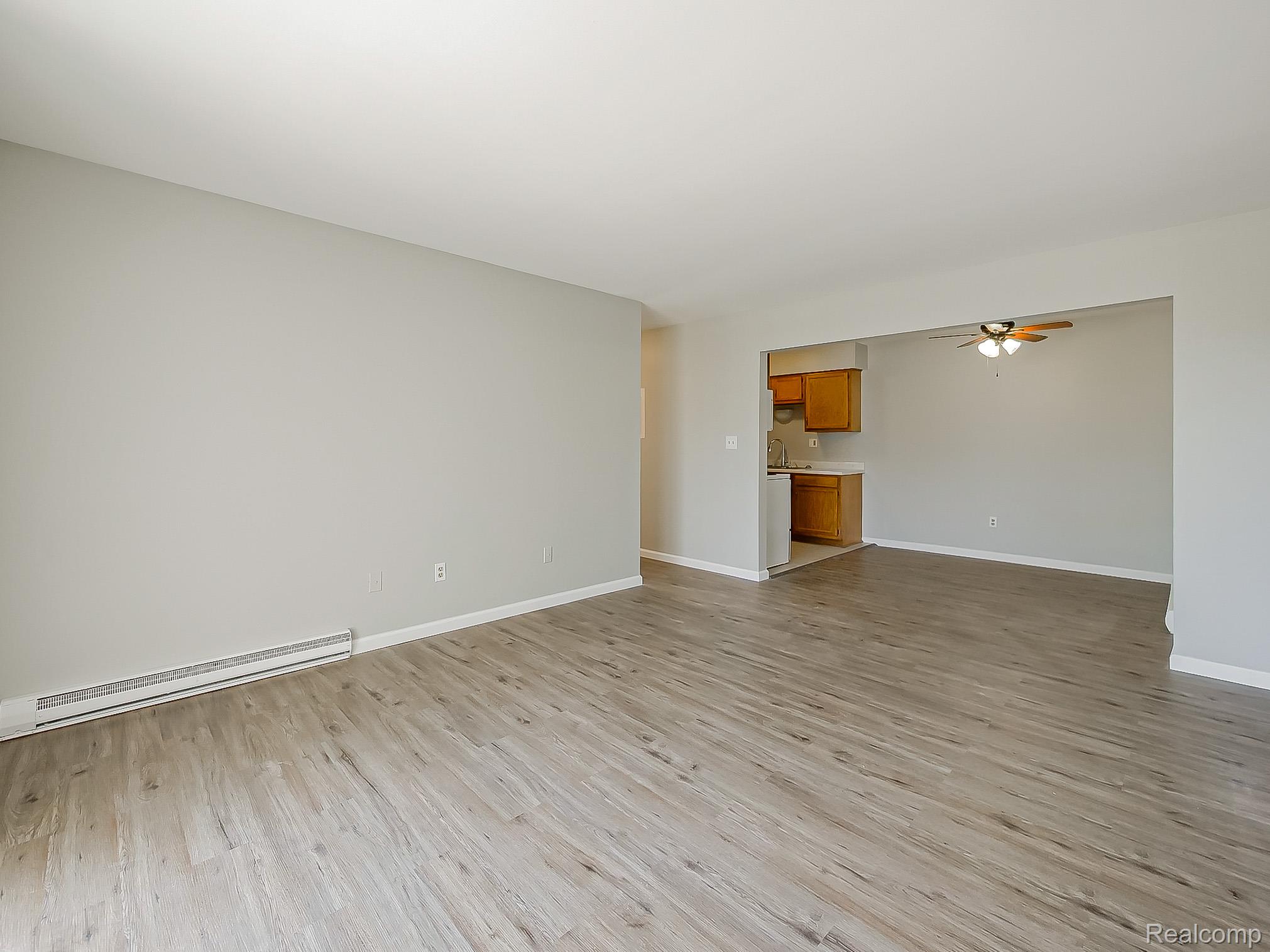 125 E Van Riper Road 5