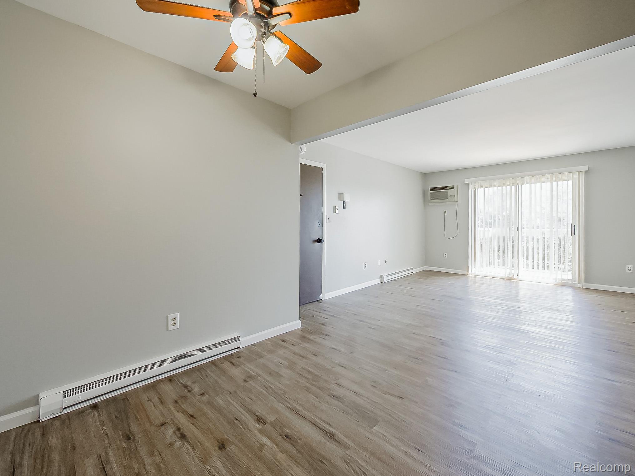 125 E Van Riper Road 5