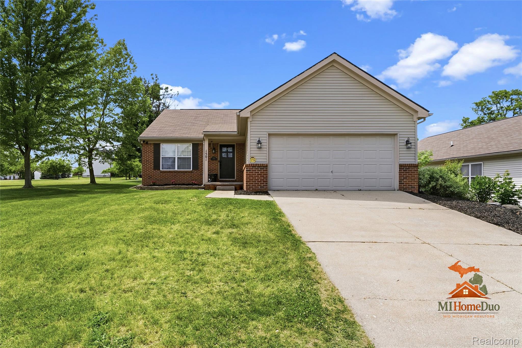 1501 Vanderbilt Drive