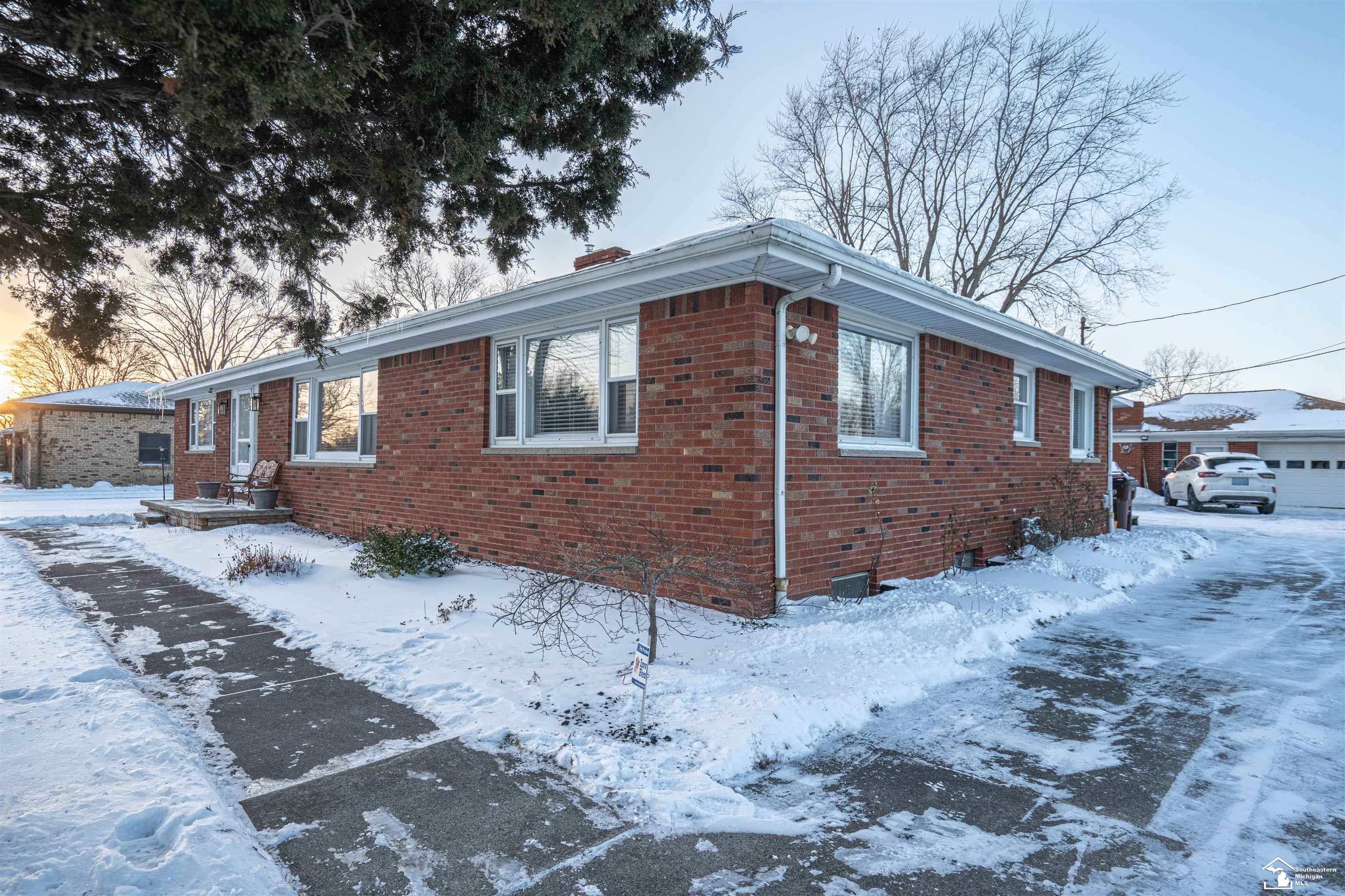 14259 S Dixie Highway