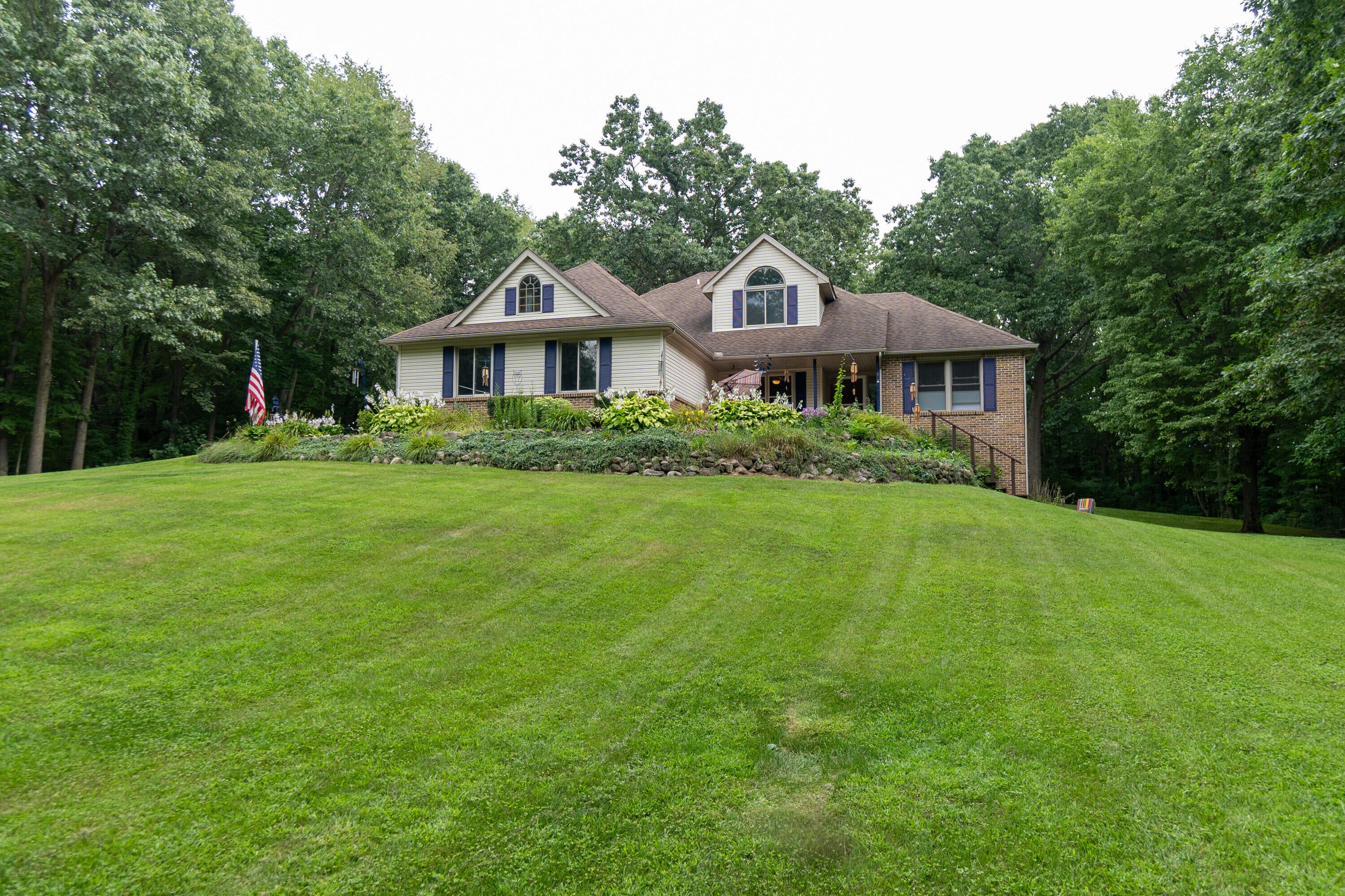 2589 Fisk Road