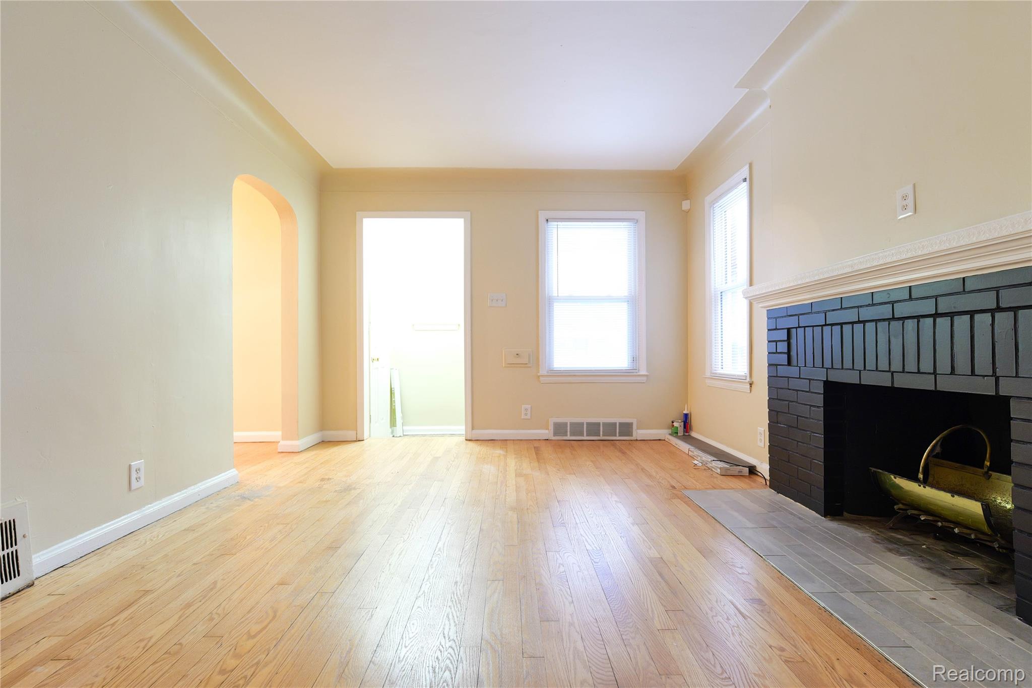 20230 Greeley Street