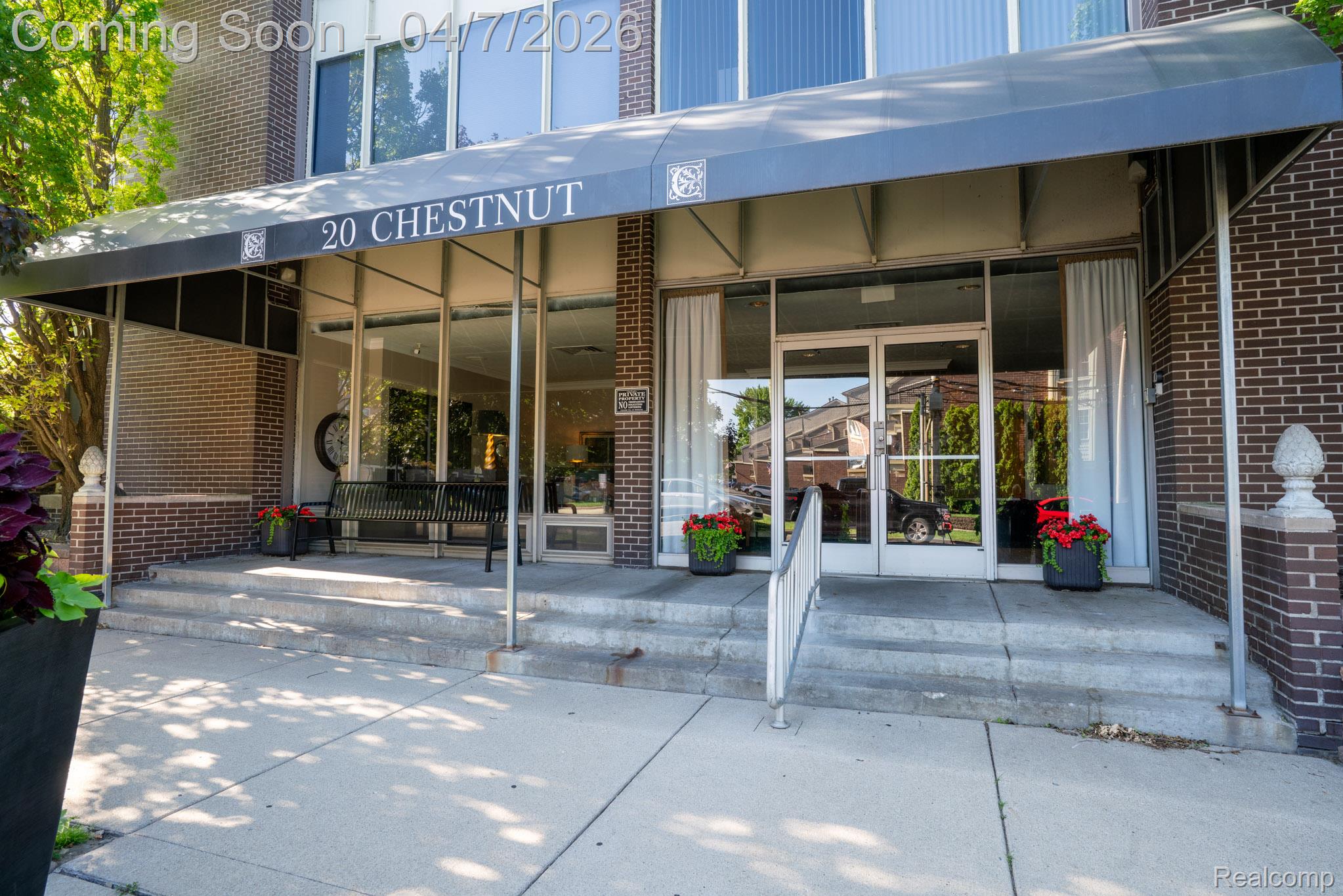 20 Chestnut Street 302