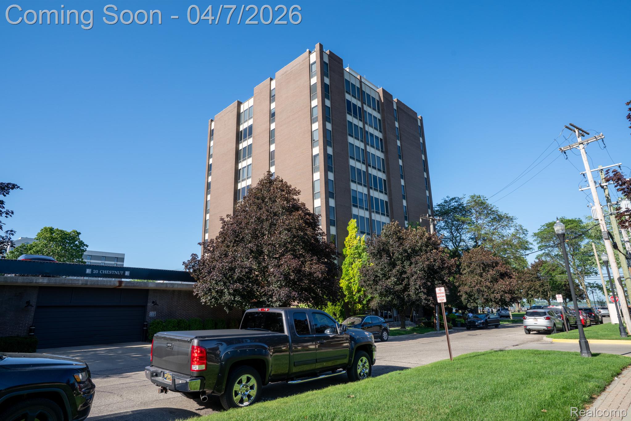 20 Chestnut Street 302