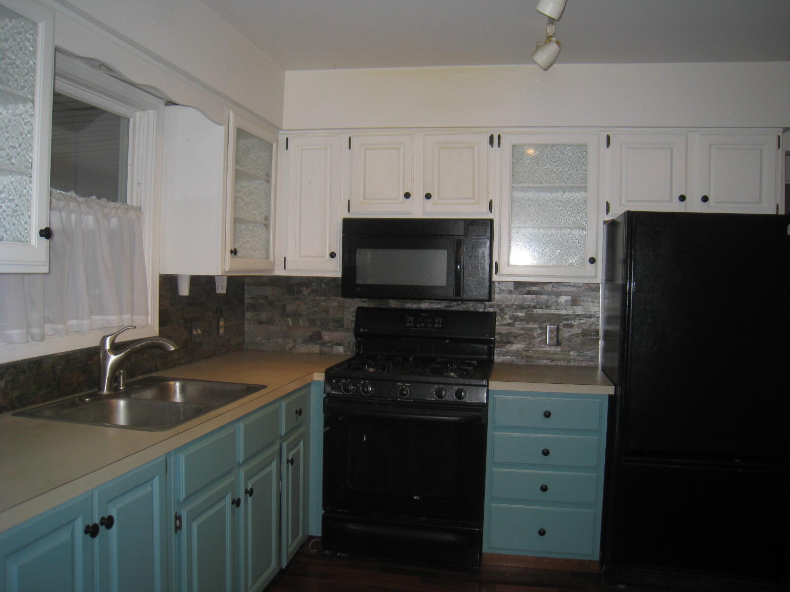 245 Bona Vista Drive NW 20