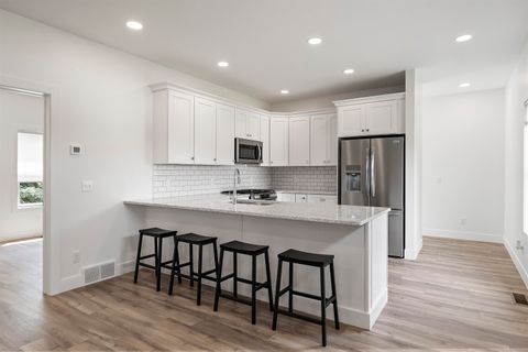 202 W Carpenter Street Charlevoix Township MI 49720