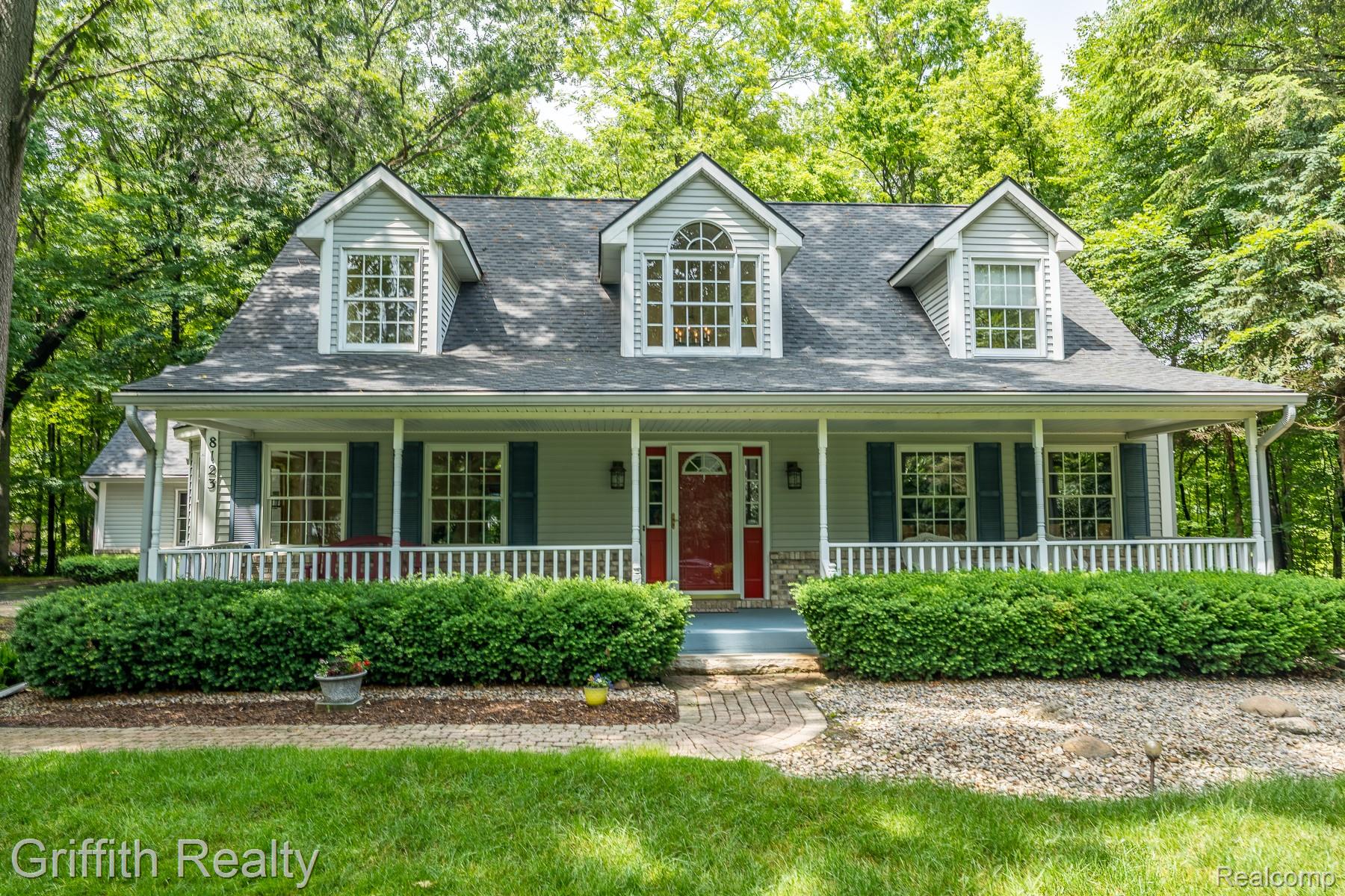 8123 Baypointe Drive