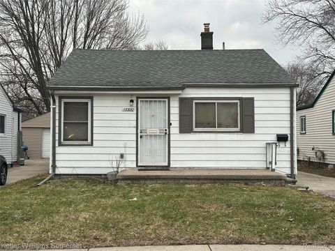 13920 Hobart Avenue Warren City MI 48089