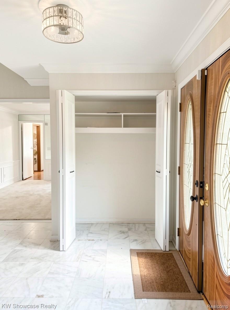 5064 Far Ravine Court