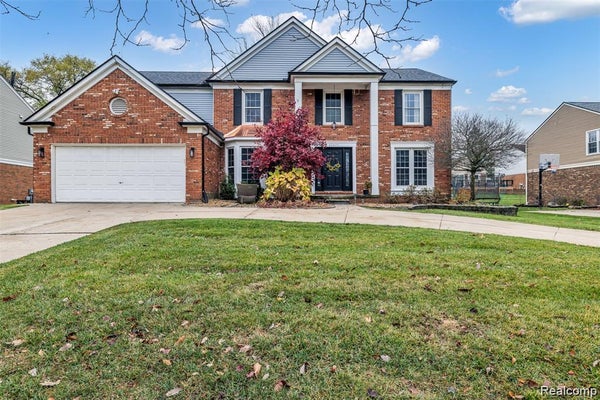 45077 ROUNDVIEW DR, NOVI, MI 48375 - Image 9aae00f63be9a63bf2ab2928f6fb3d2b/1107165517