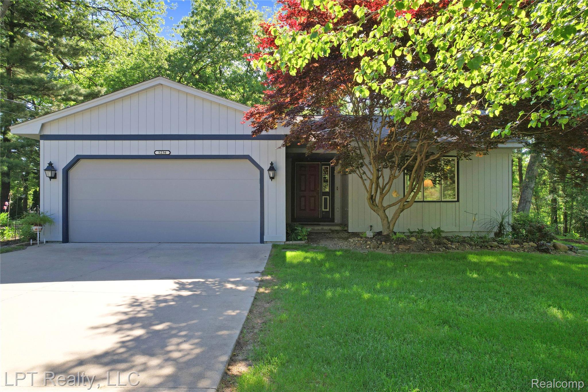 5236 Schlenker Road