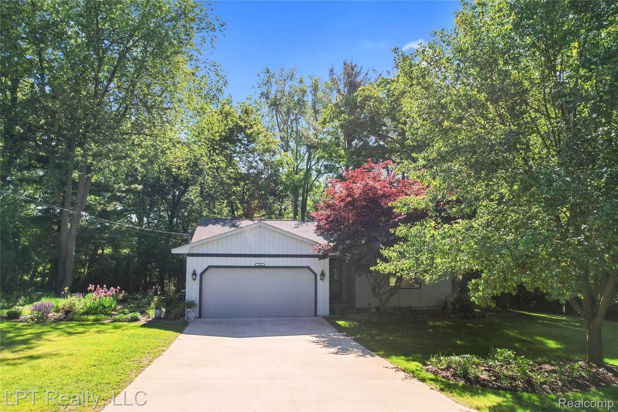 5236 Schlenker Road