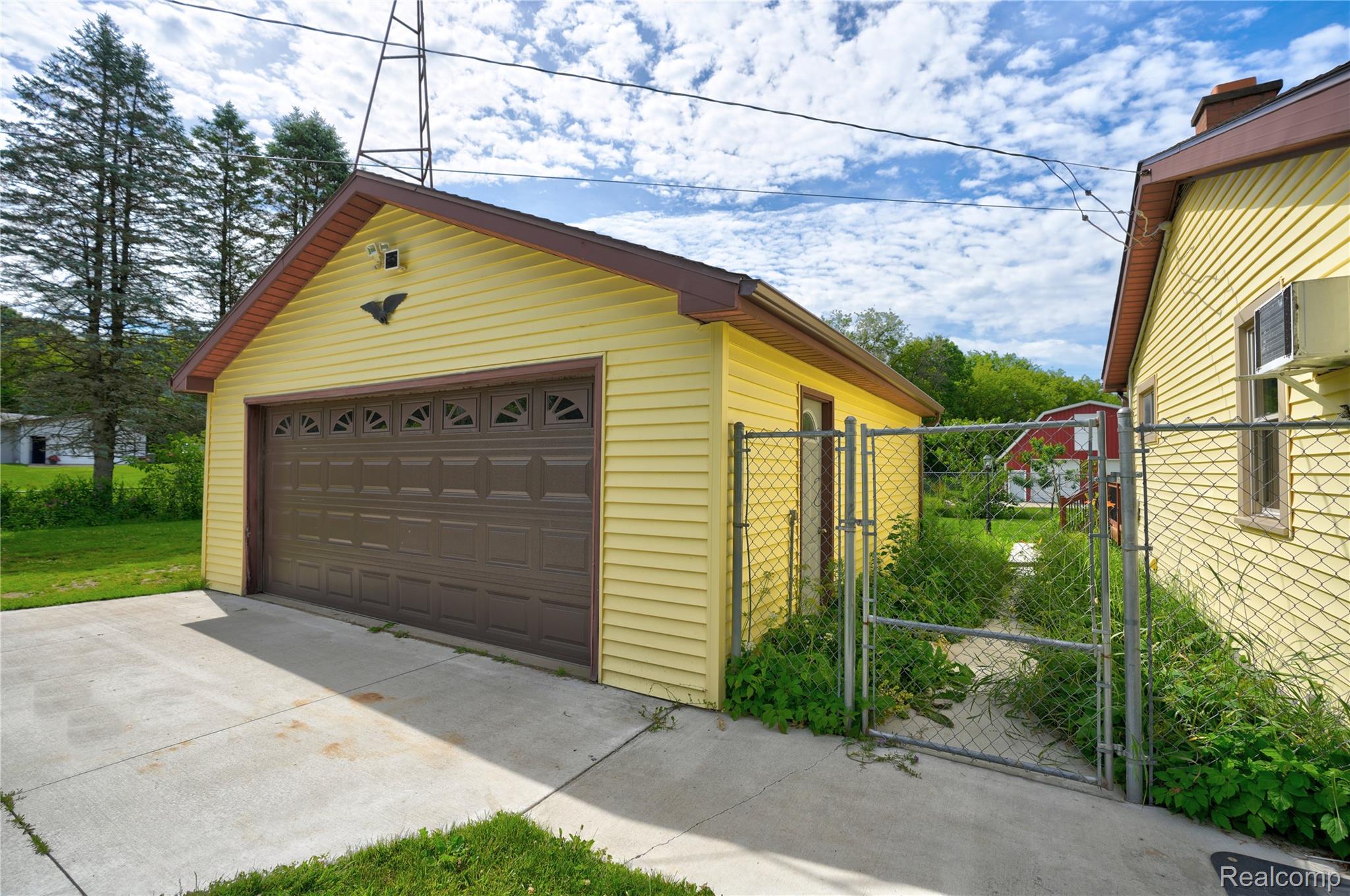 5366 E Mount Morris Road