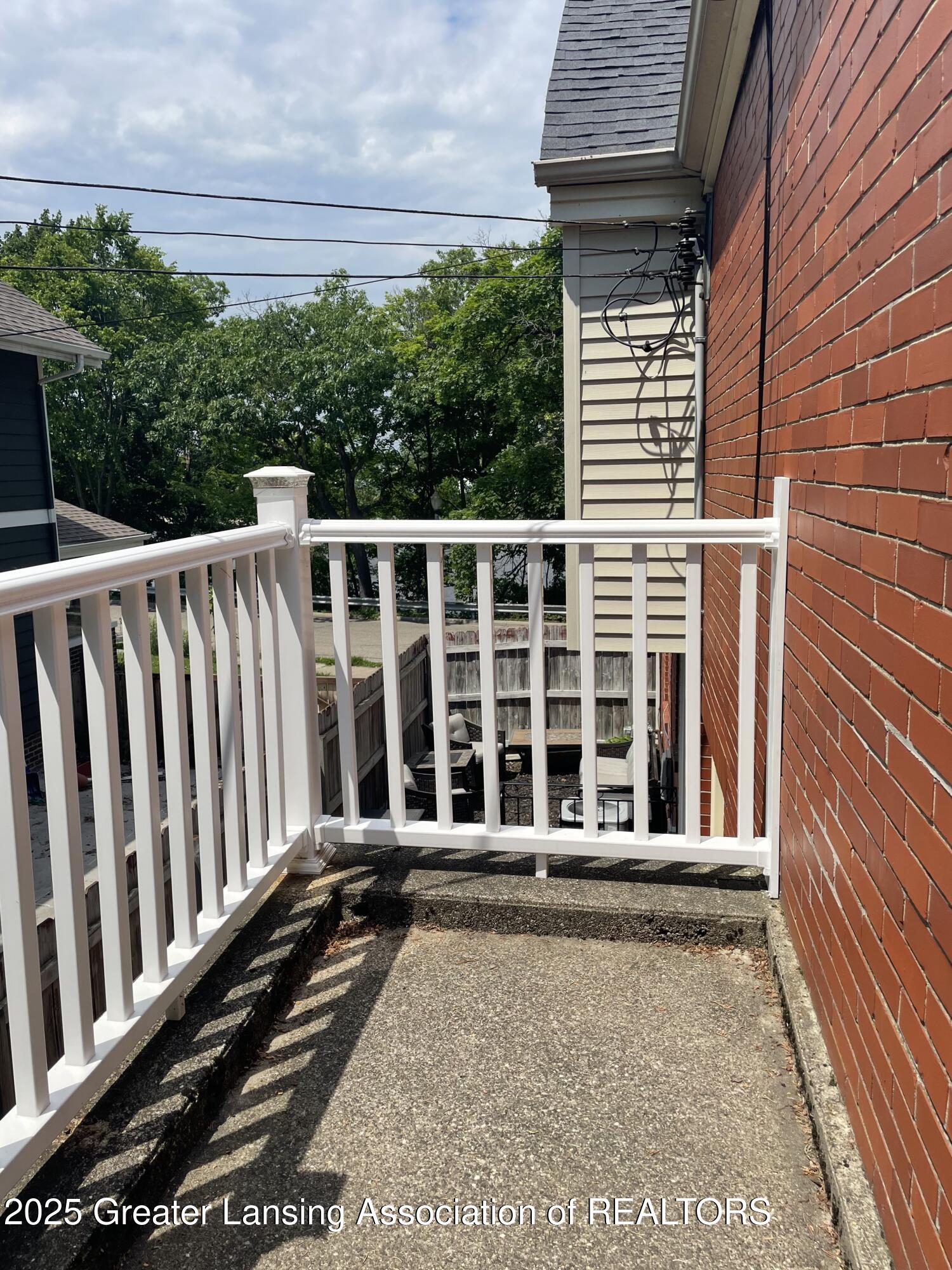 Lansing City, Michigan 48910, United States, 3 Bedrooms Bedrooms, ,2 BathroomsBathrooms,Residential,Active,150548