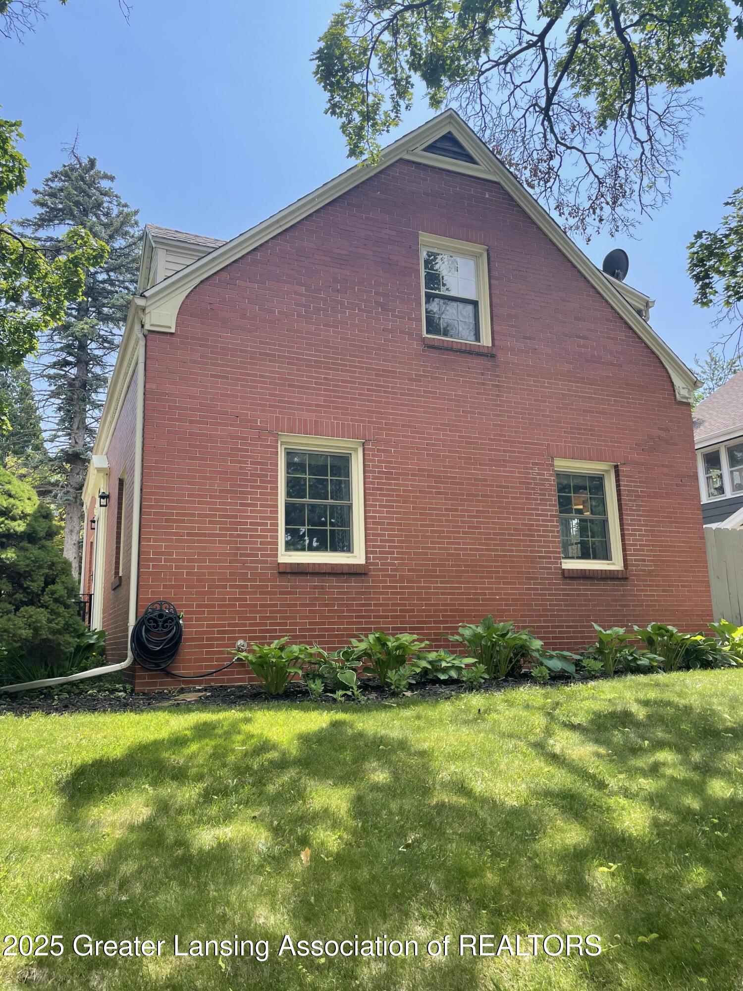 Lansing City, Michigan 48910, United States, 3 Bedrooms Bedrooms, ,2 BathroomsBathrooms,Residential,Active,150548