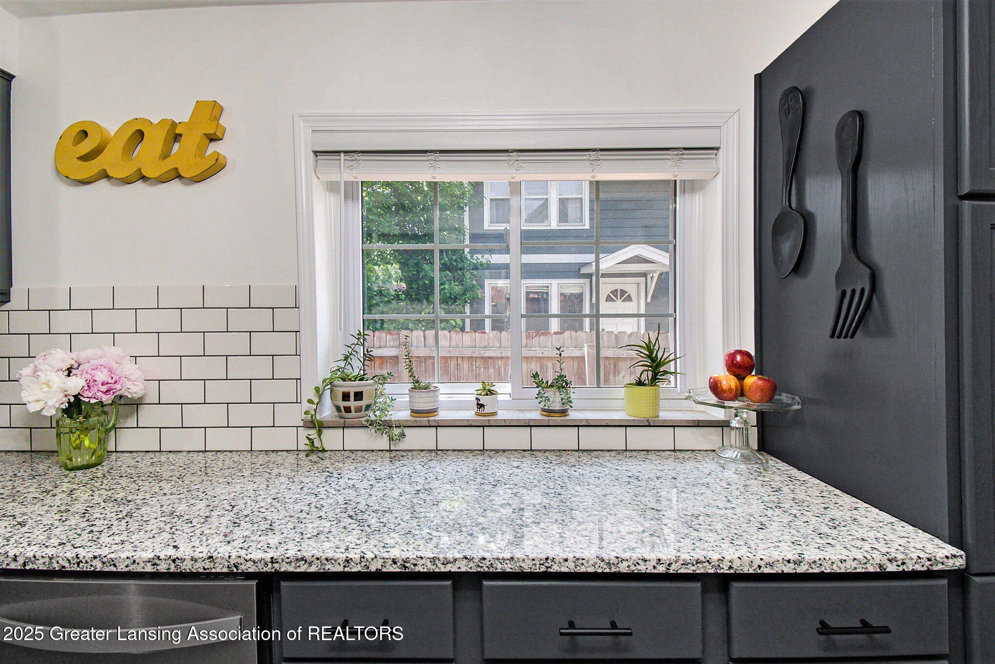 Lansing City, Michigan 48910, United States, 3 Bedrooms Bedrooms, ,2 BathroomsBathrooms,Residential,Active,150548