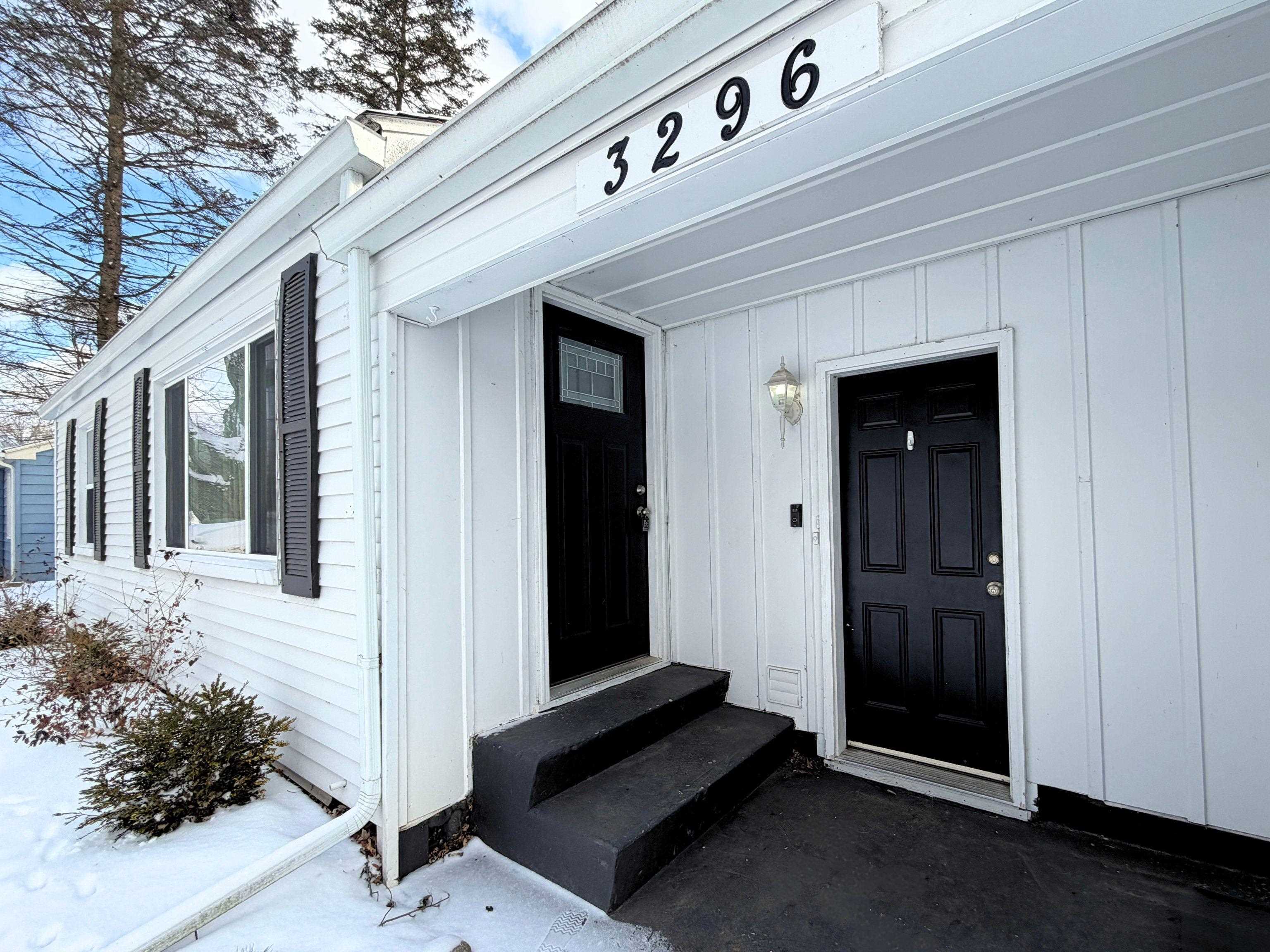 3296 Mills Acres Street