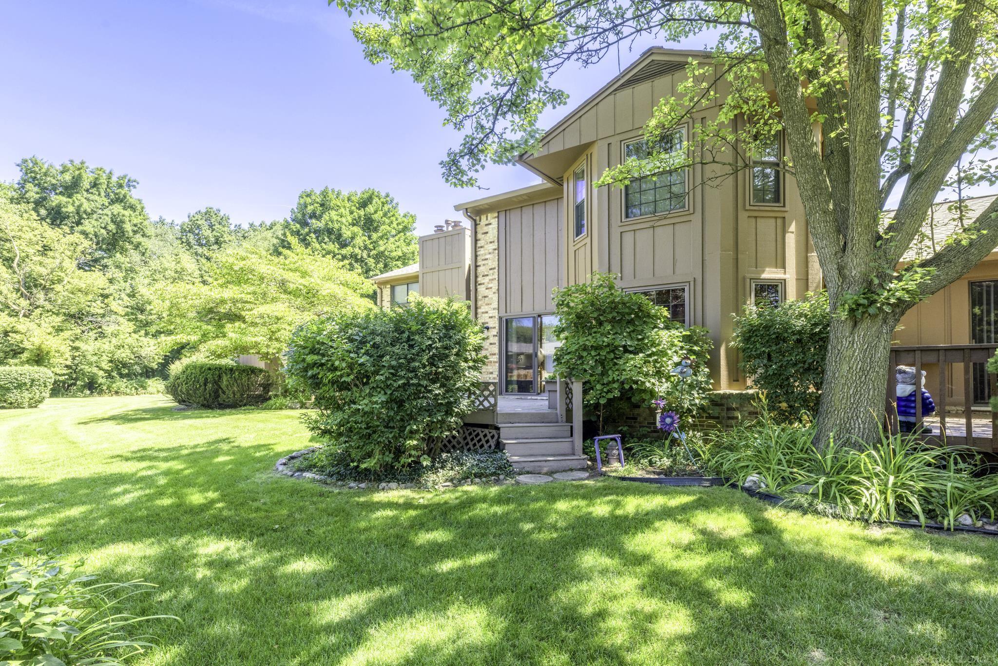 1832 Burning Bush Court