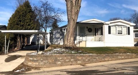 Tiny photo for 604 Juniper Court, Jonesville City, MI 49250 (MLS # 20261021670)