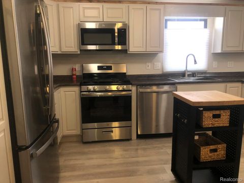 Tiny photo for 604 Juniper Court, Jonesville City, MI 49250 (MLS # 20261021670)