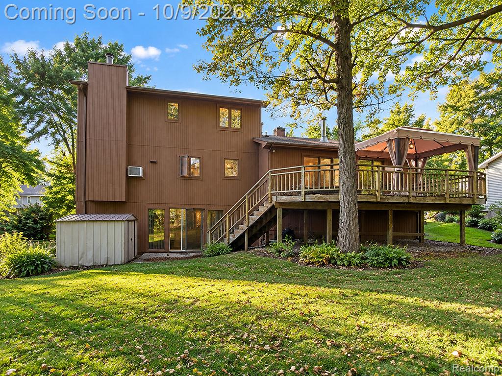 1625 Spruce Court
